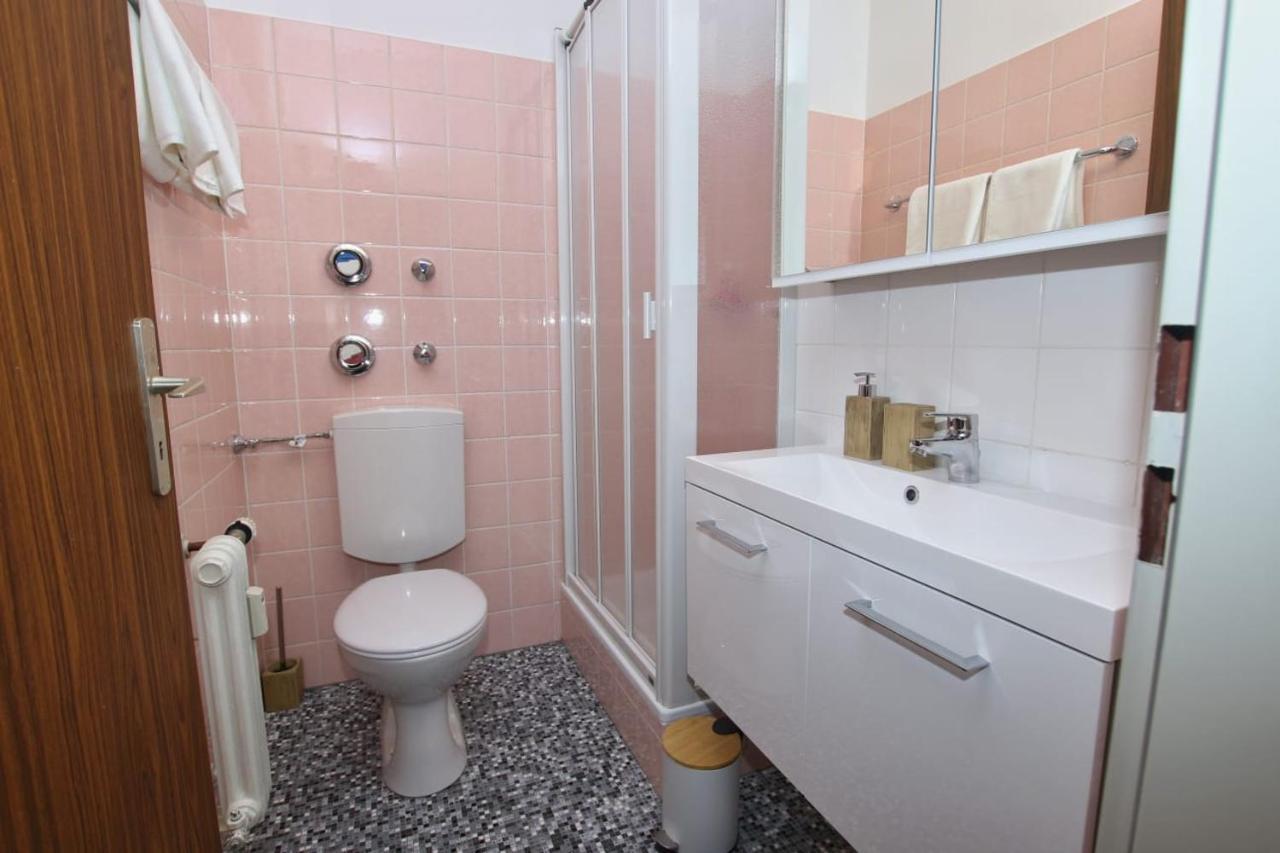 Ferienwohnung Freilassing Esterno foto